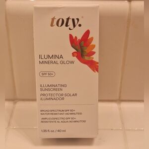 Toty Ilumina Mineral Glow SPF 50+ (1.35fl oz)